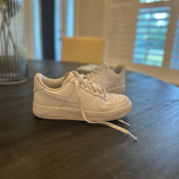 Nike Air Force 1 - Picture 4 of 6